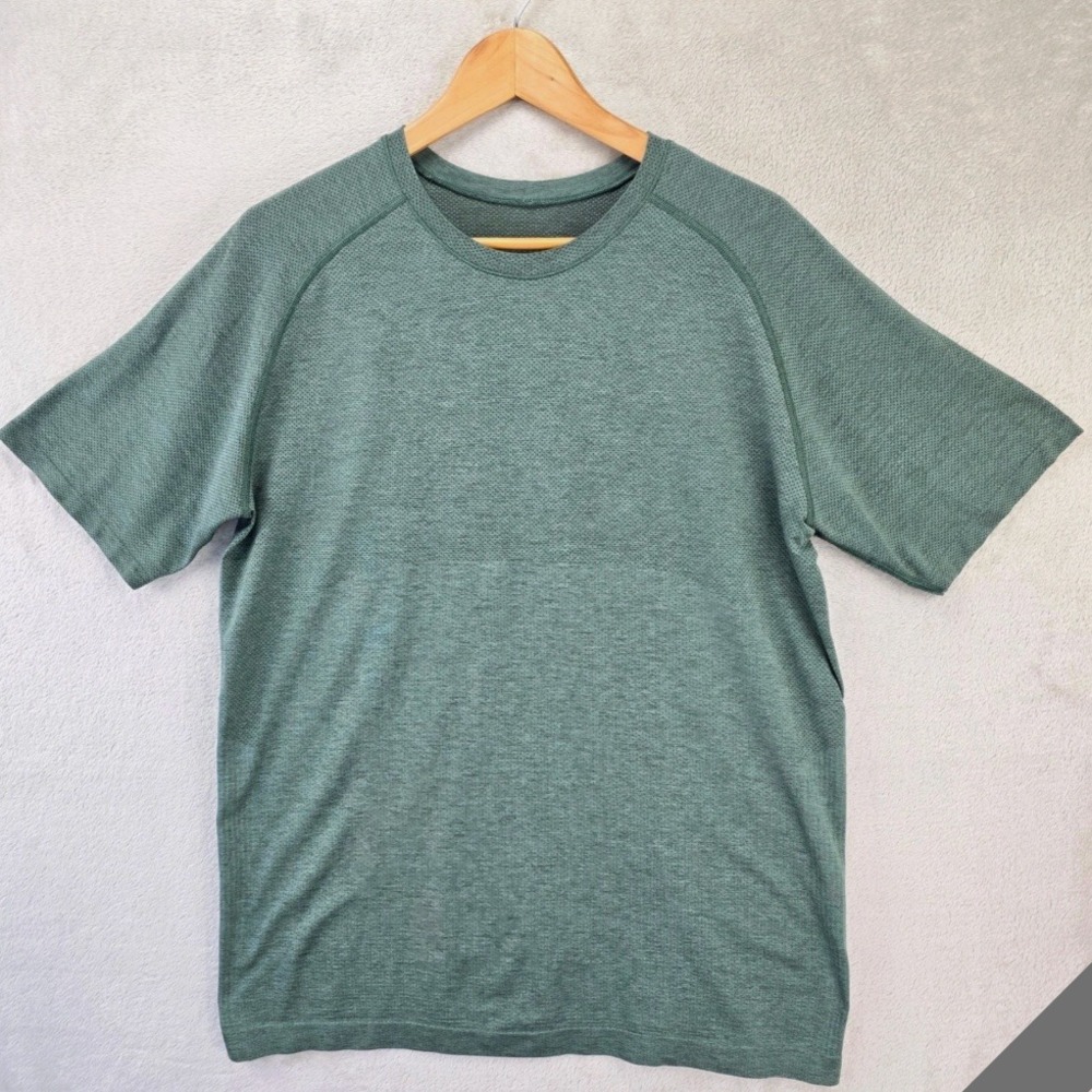 Lululemon Men Metal Vent Tech Short Sleeve Shirt Sage L Gym Training Running